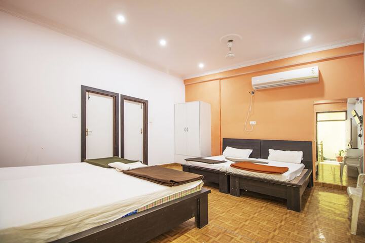 Room 7 of 21