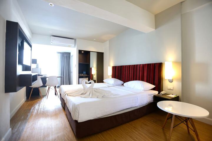 Room 6 of 64