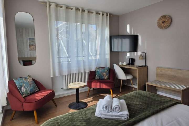 Room 27 of 54