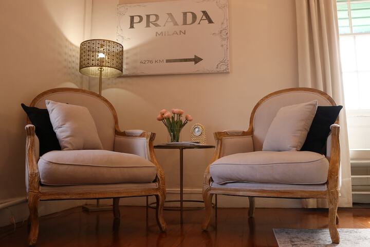 Room 2 of 72
