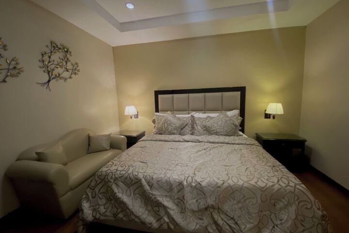 Room 17 of 49