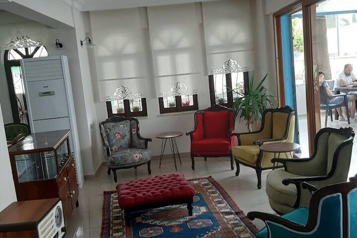 Room 16 of 24
