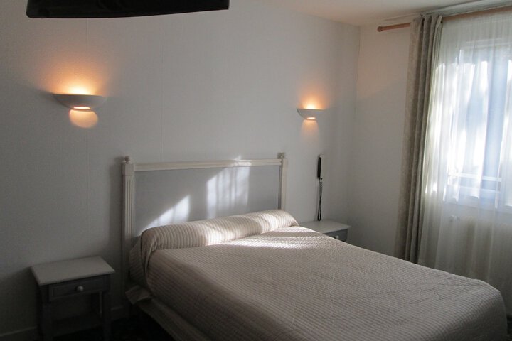 Room 8 of 31