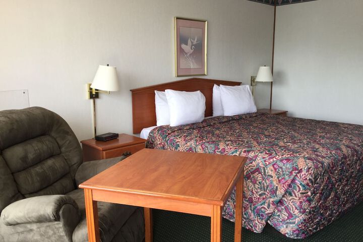 Room 2 of 54