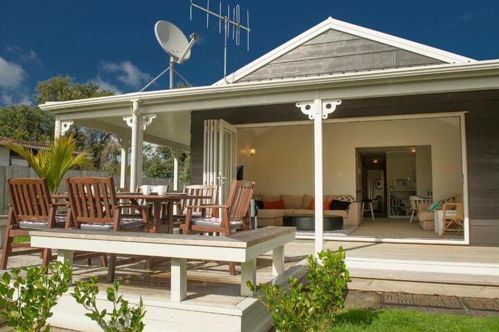 Best at the Beach - Whangamata Holiday Home