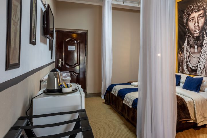 Room 26 of 47