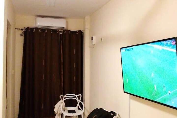 Room 8 of 49