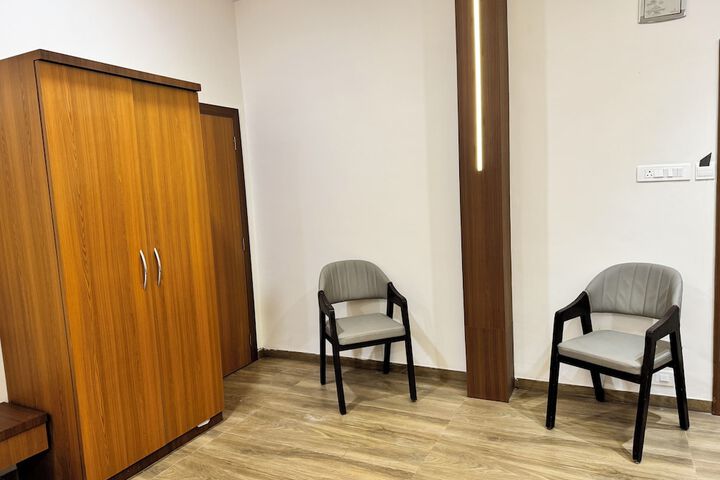 Room 7 of 84