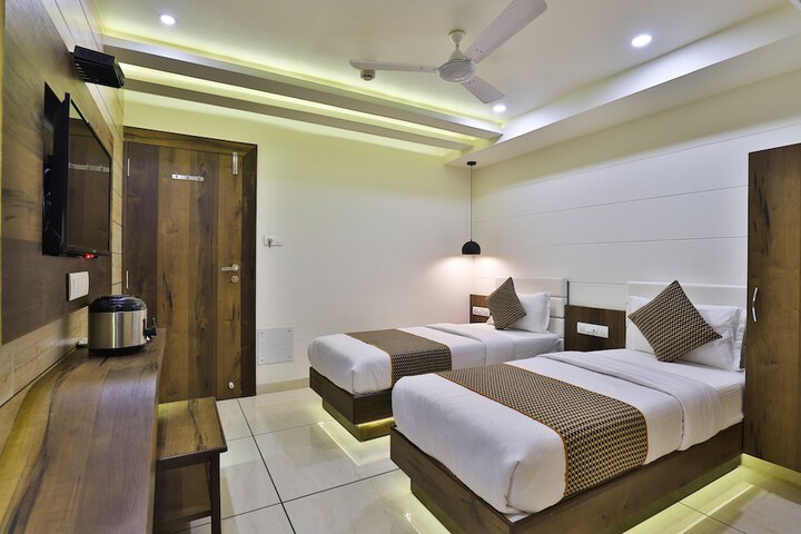 Room 26 of 66