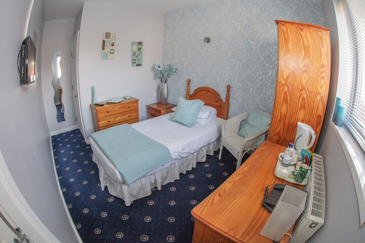 Room 12 of 35