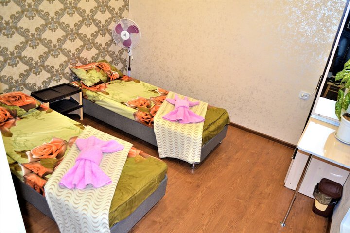 Room 4 of 46