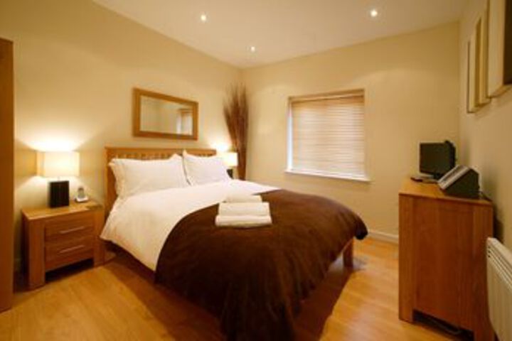 Room 9 of 24