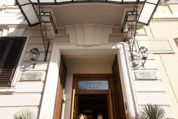 Hotel 73 of 82