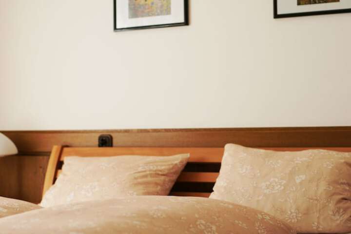 Room 18 of 65
