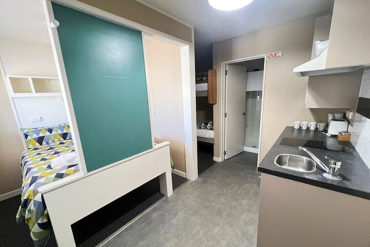 Room 54 of 74