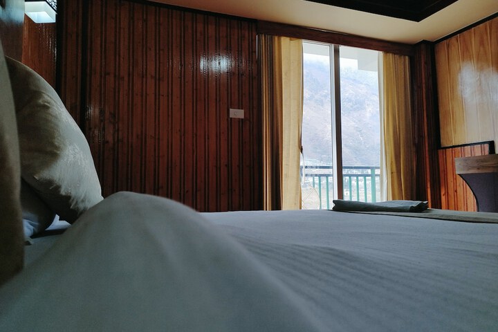 Room 40 of 46