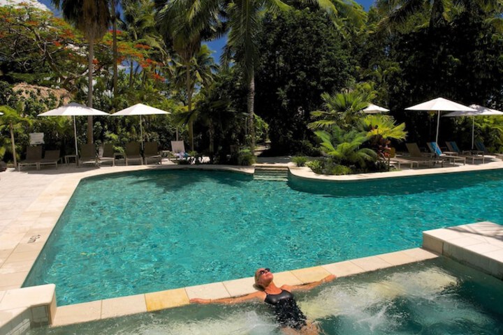Pool 64 of 280