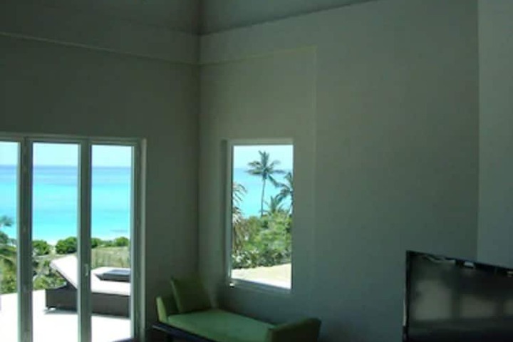 Room 15 of 34
