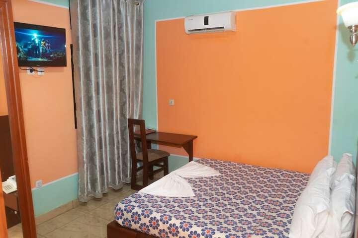 Room 20 of 101