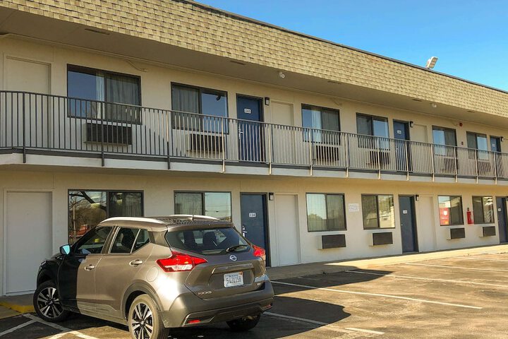 Property Grounds 21 of 25