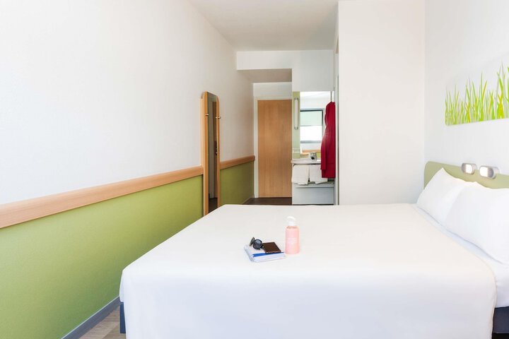 Room 20 of 52