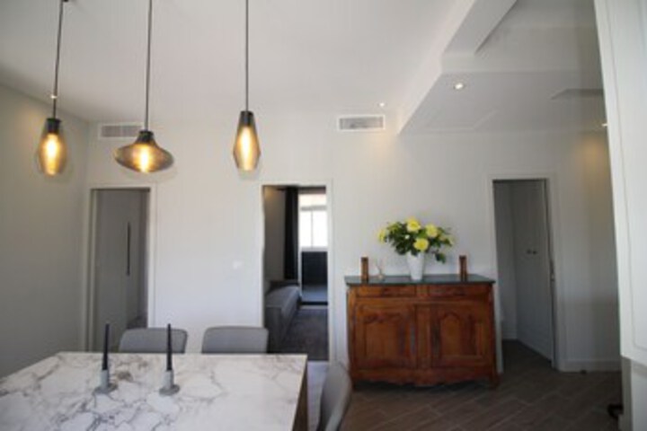 Room 20 of 27