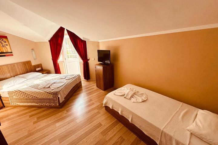 Photo 16