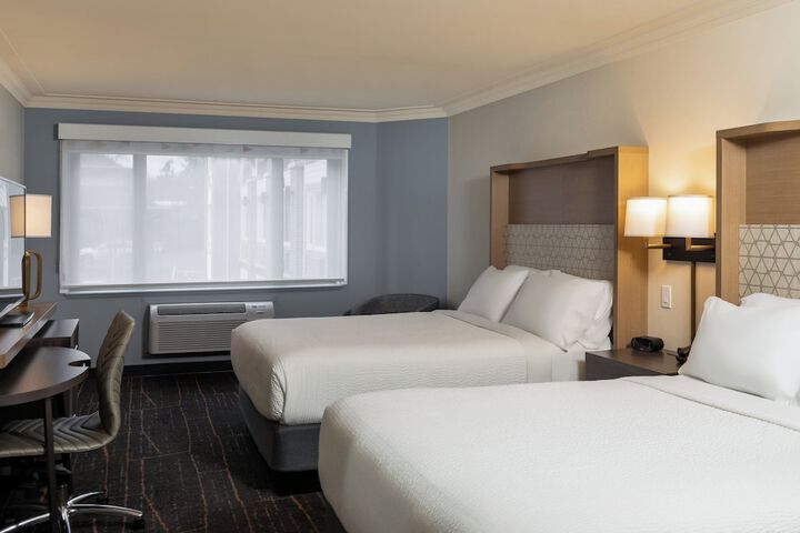 Room 25 of 62