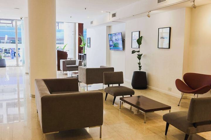 Entrance & Lobby