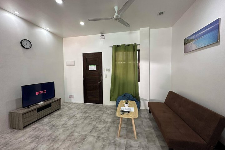 Room 13 of 23