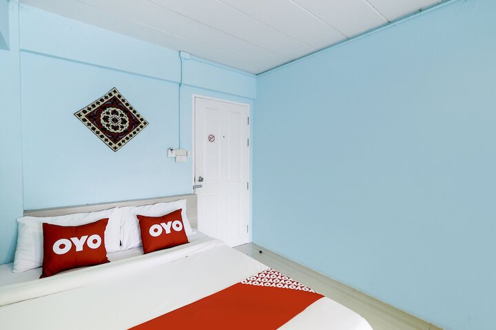 Room 15 of 40