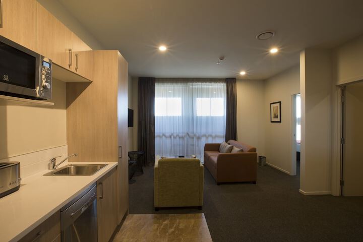Room 4 of 34