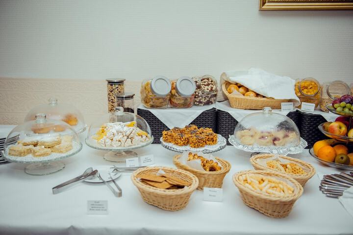 Dining 44 of 61