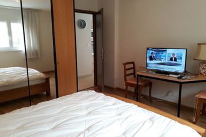 Room 15 of 22