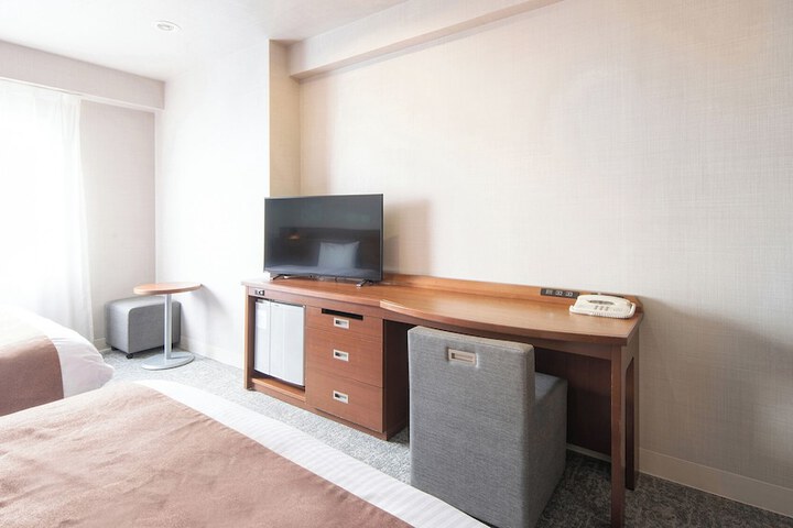 Room 21 of 172