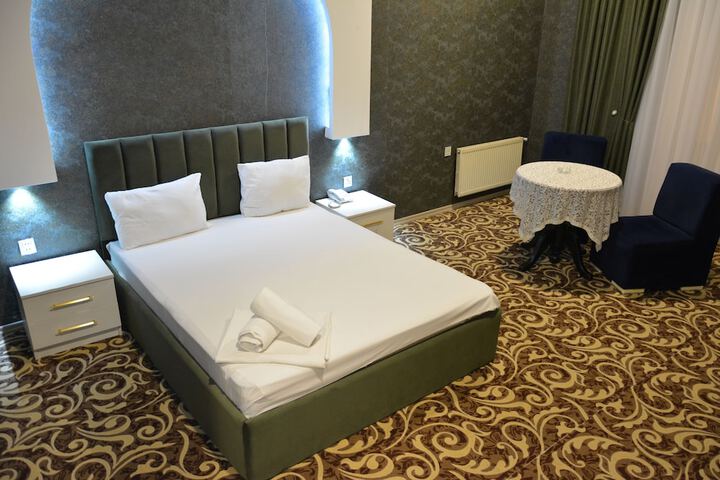 Room 30 of 78