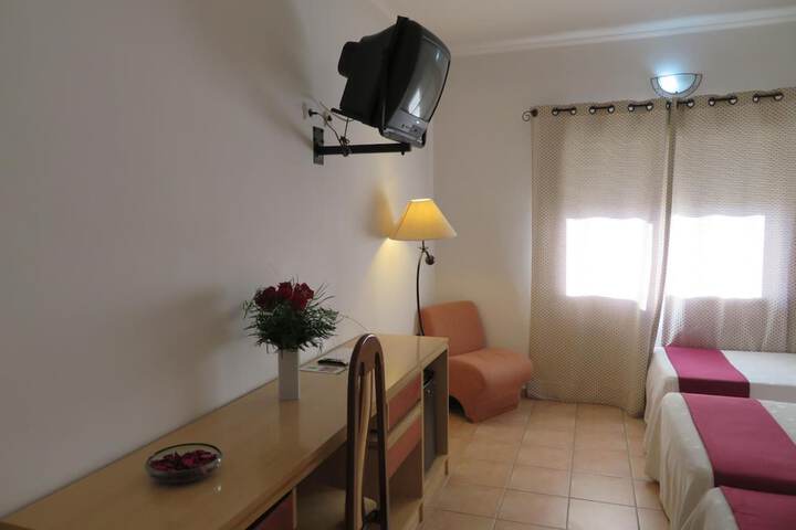 Room 16 of 46