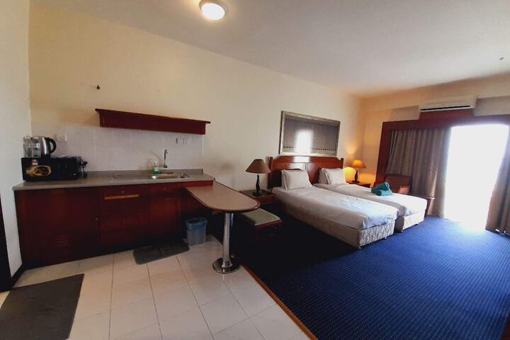 Room 193 of 650
