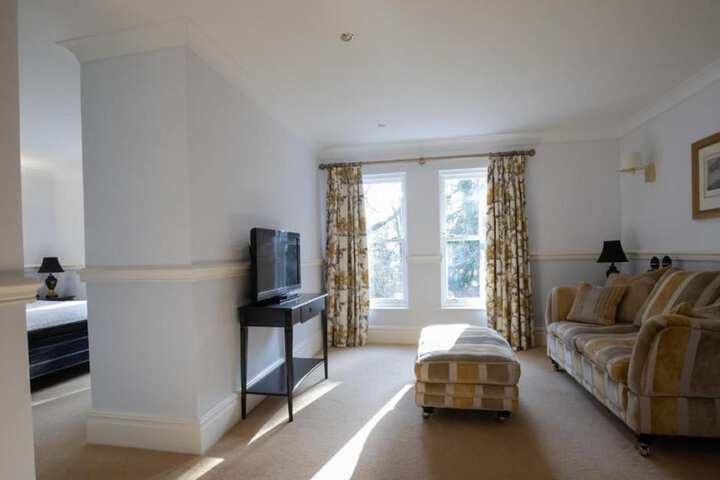 Room 12 of 64