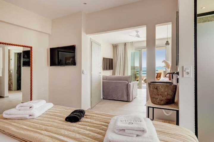 Room 20 of 193
