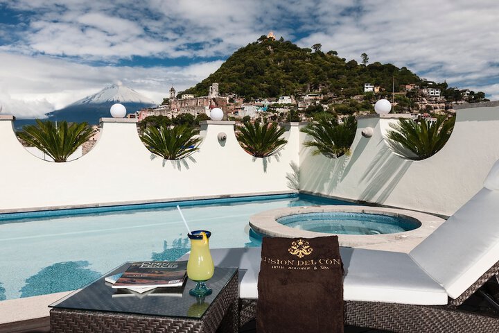 Pools & Facilities