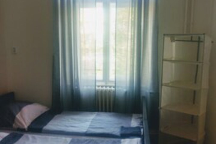 Room 68 of 84