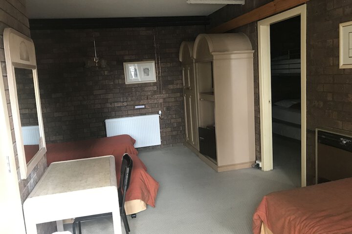 Room 229 of 312
