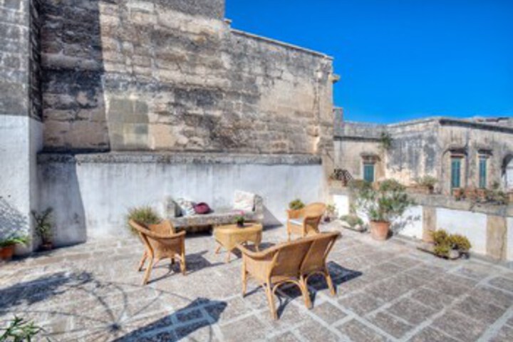 Terrace/Patio 27 of 28
