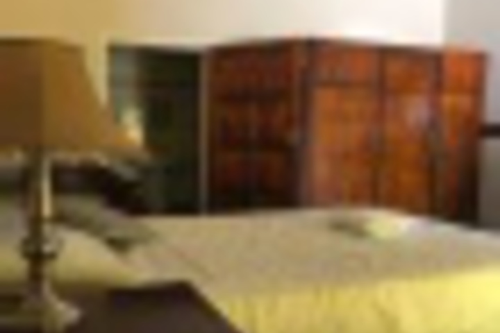 Room 27 of 84