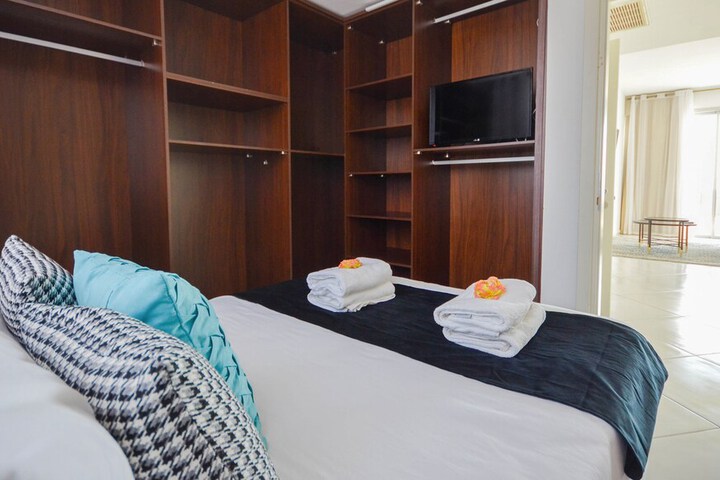 Room 48 of 315