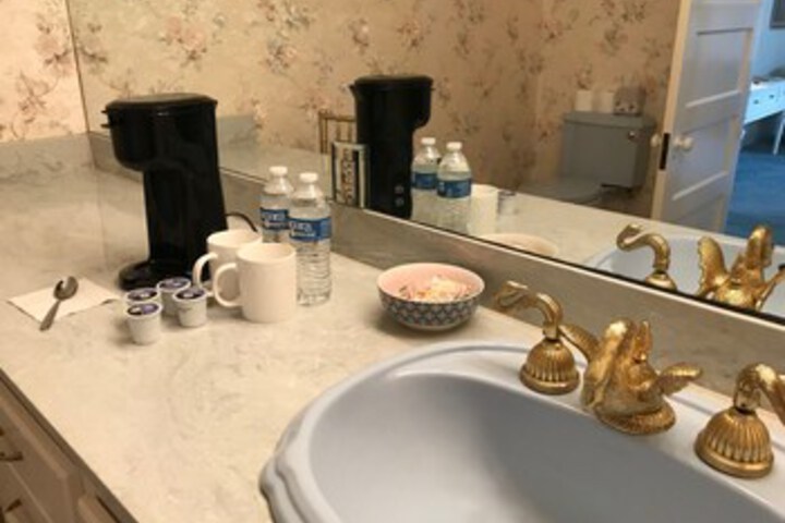 Room 12 of 52
