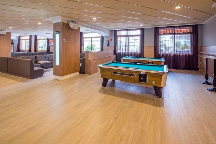Game room
