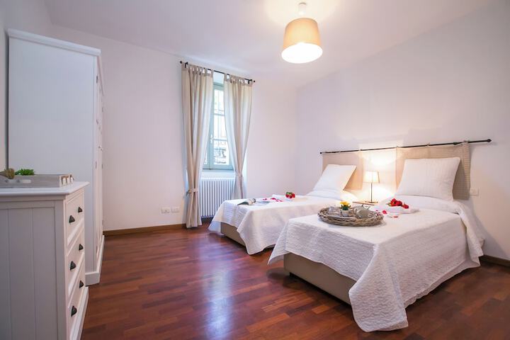 Room 3 of 45