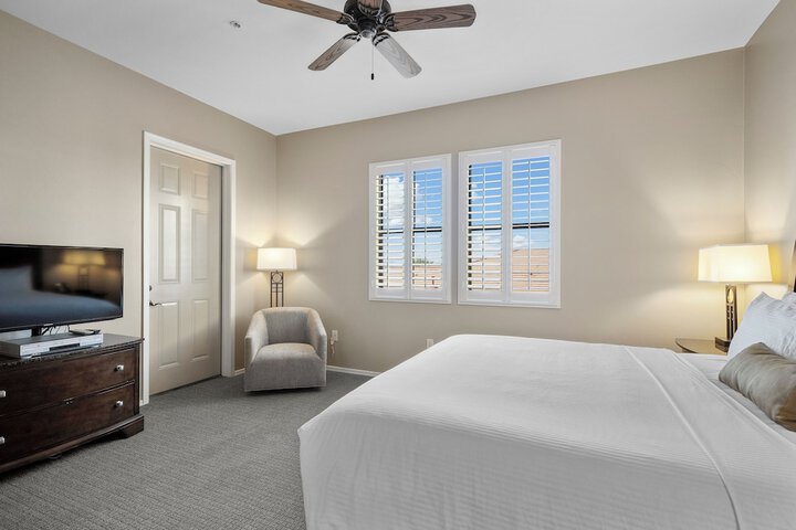 Room 11 of 70